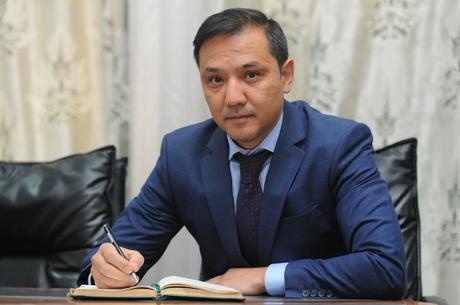 Олжас Кизатов